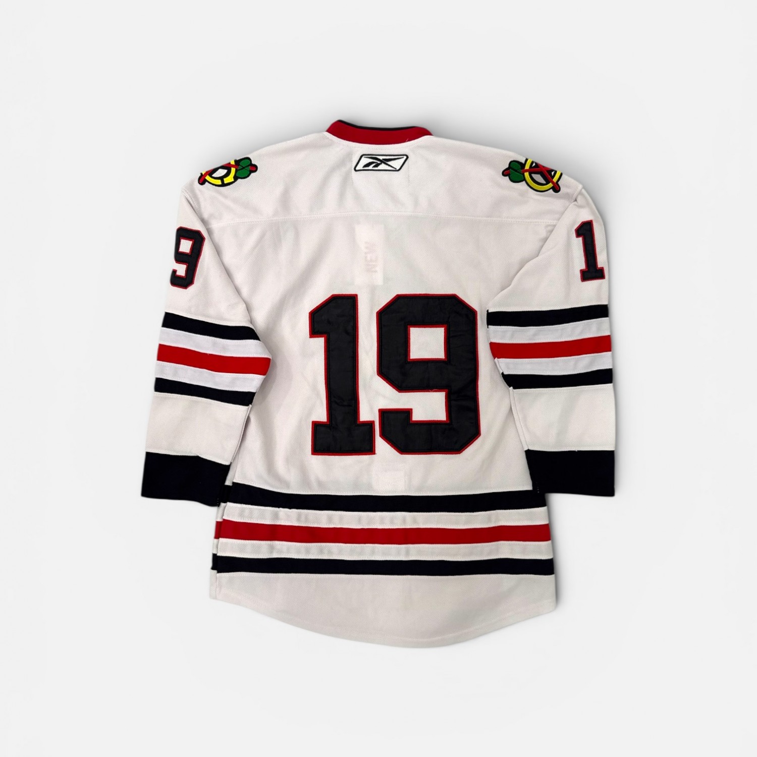CHICAGO BLACKHAWKS #19 REEBOK NHL HOCKEY JERSEY L / 50