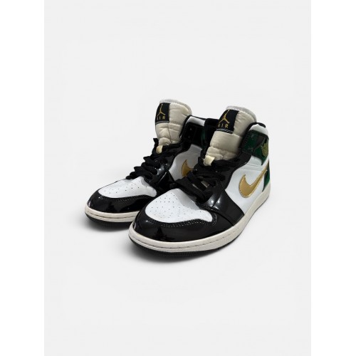 Air Jordan 1 High “Gold Toe”