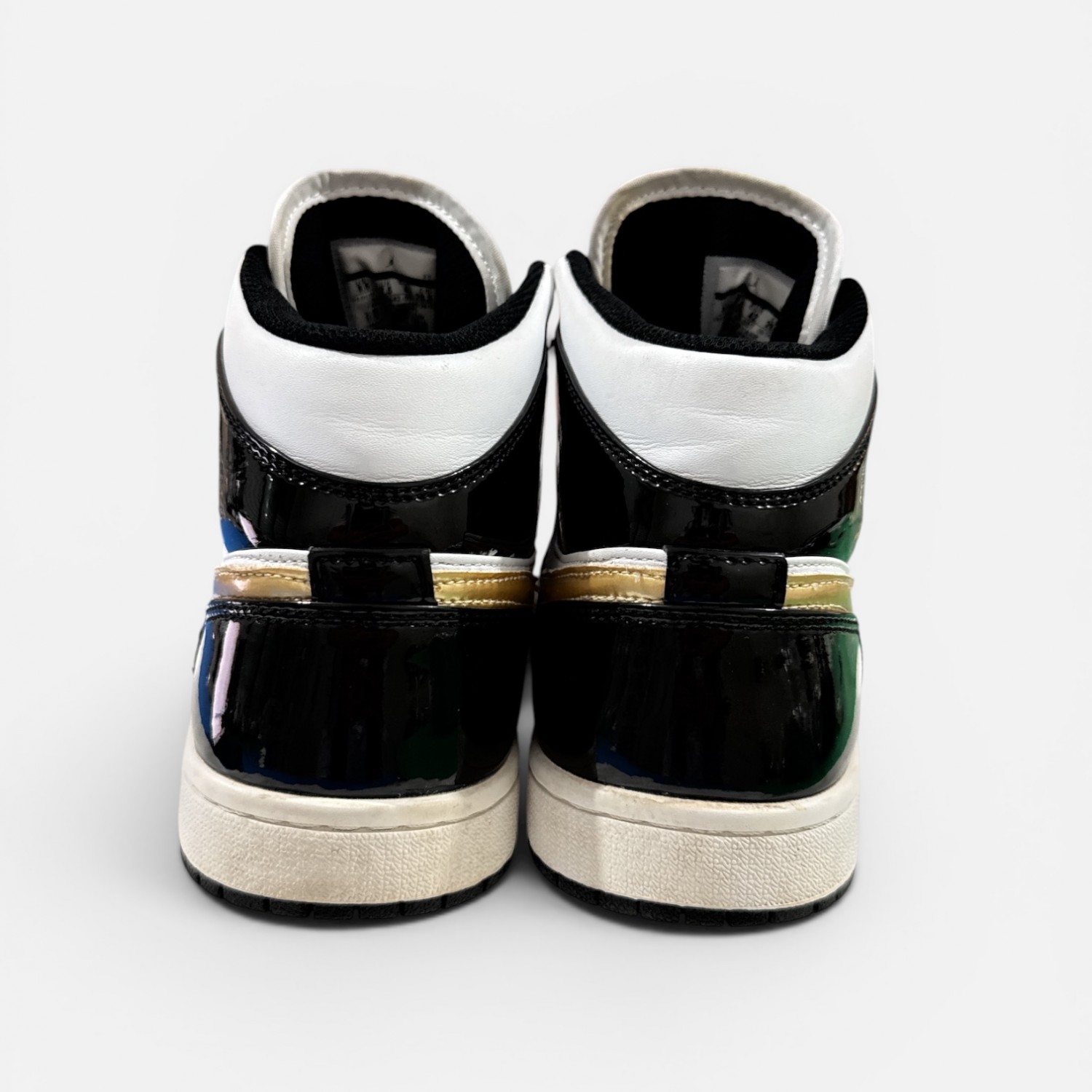 Air Jordan 1 High “Gold Toe”
