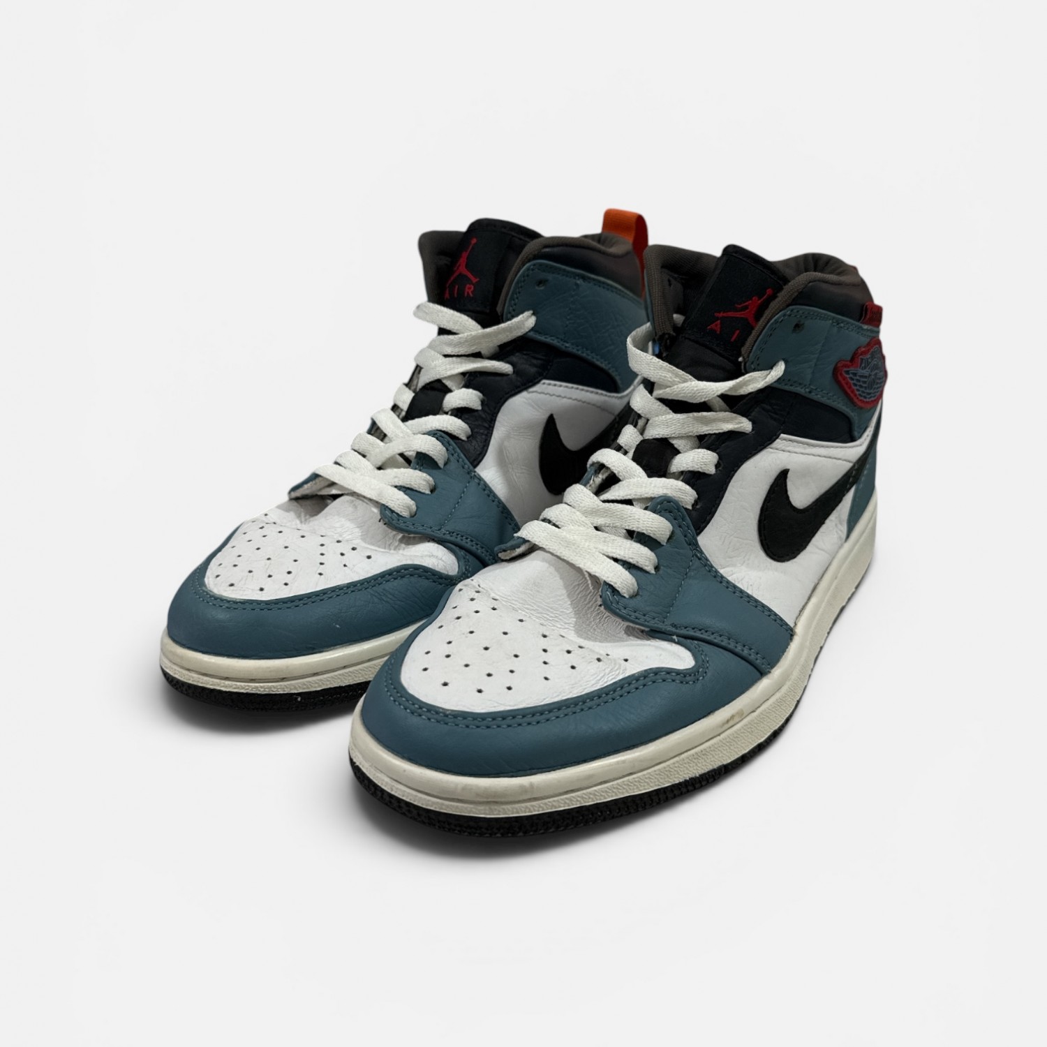 Air Jordan 1 High OG “Prototype”