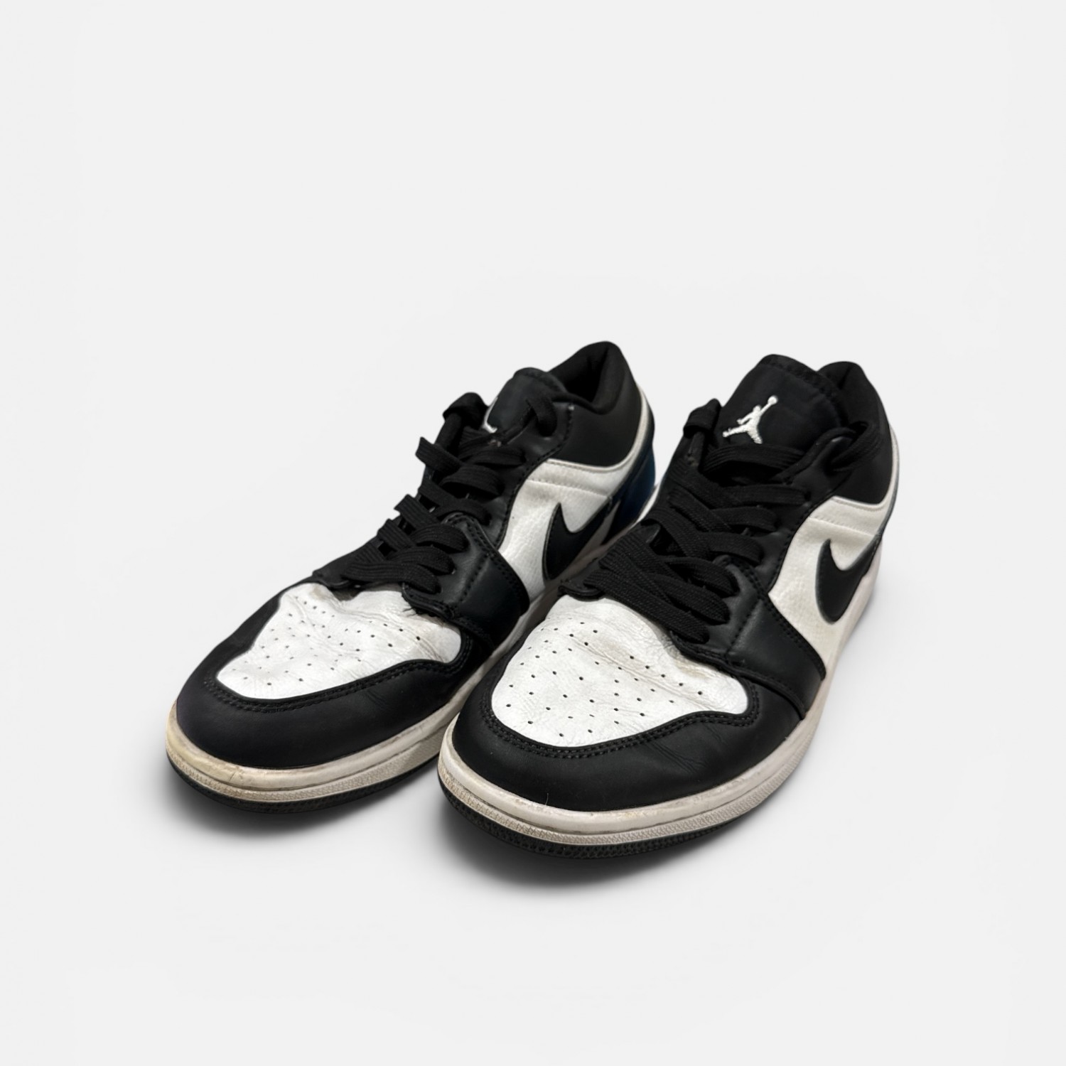 Air Jordan 1 Low Black White (“Panda”)