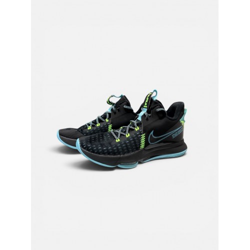 Nike LeBron Witness 5