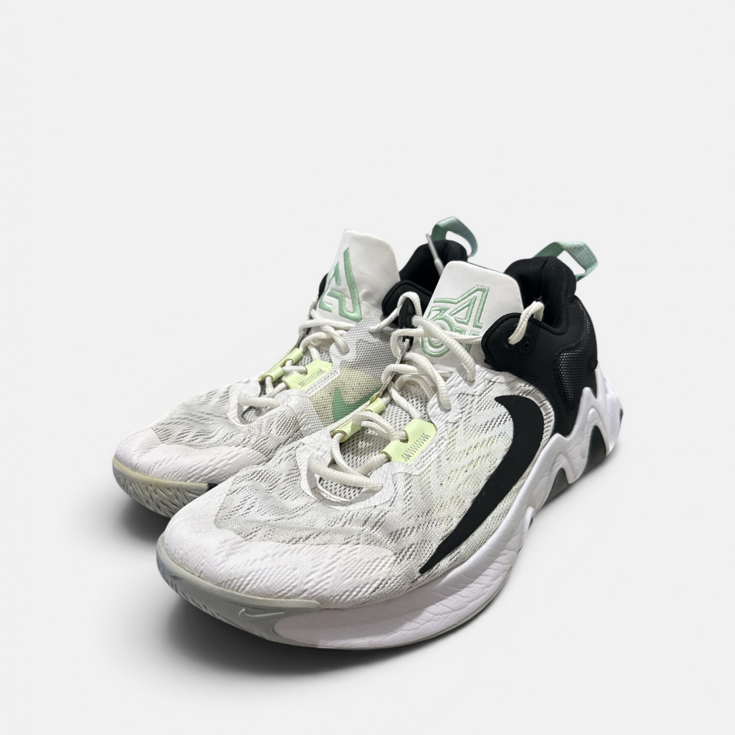 Nike Giannis Immortality 2