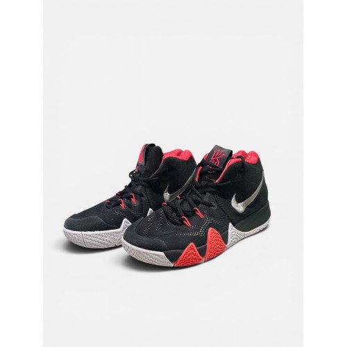 Nike Kyrie 4